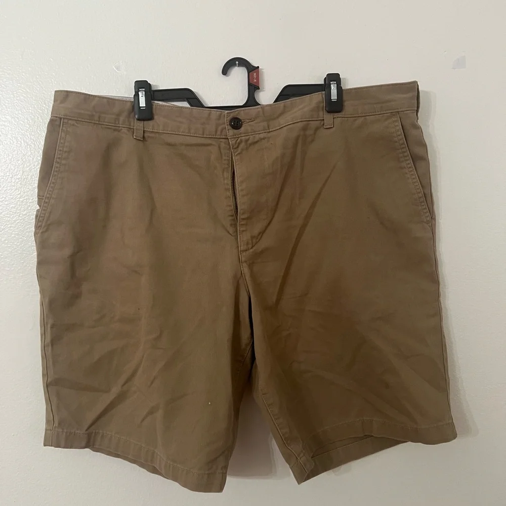 Dockers Men's Khaki Shorts - Picture 1 of 6